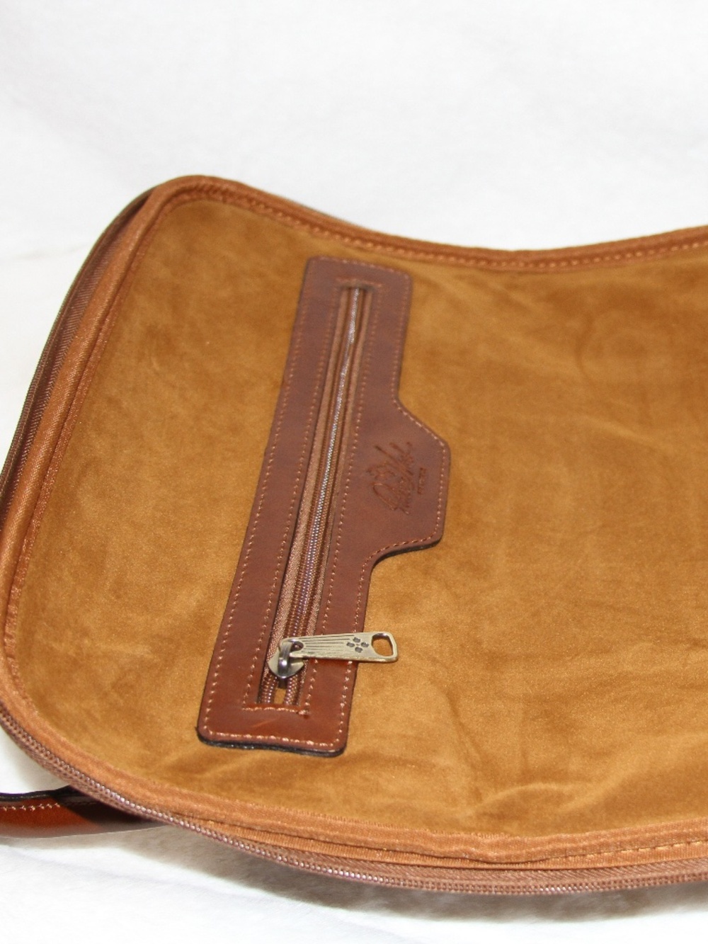 Patricia Nash Vitalia Underseater Trolley Luggage Suitcase Western Lace Rose NWT - Picture 7 of 7